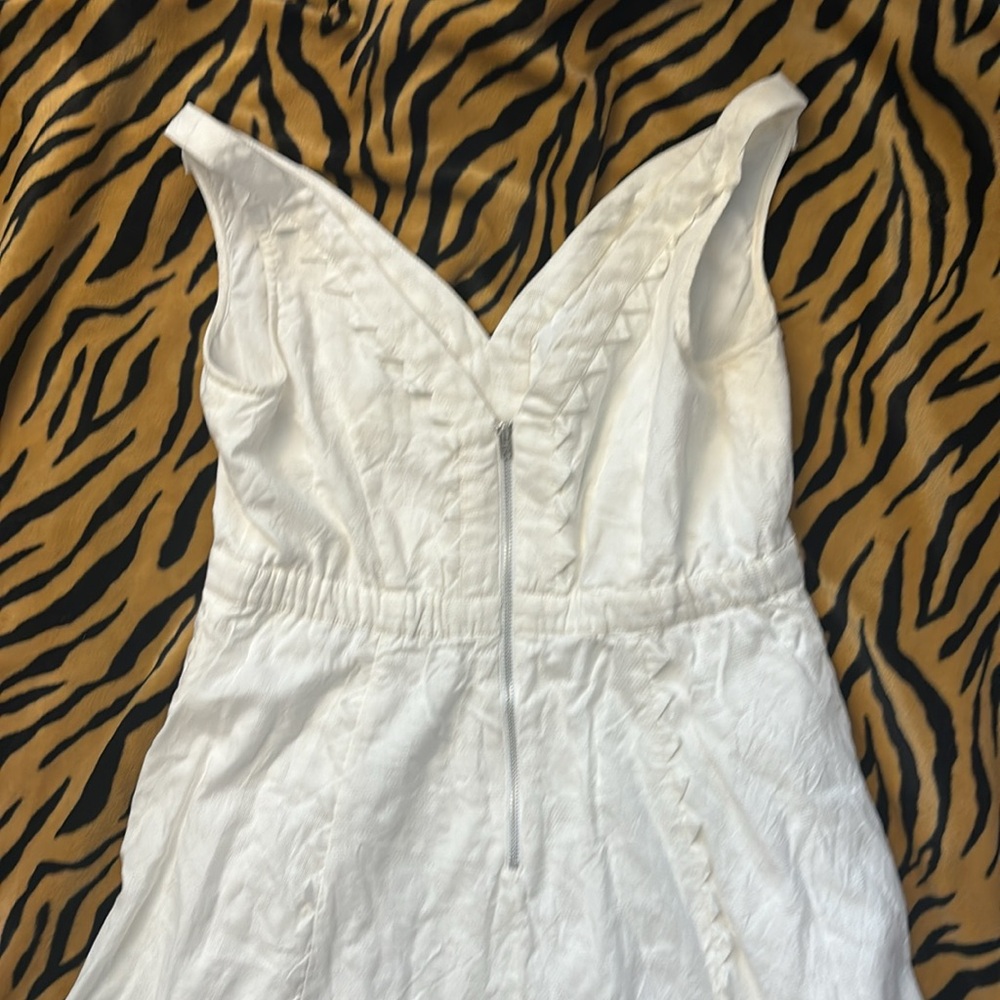 Women's White V-Neck A-Line Dress - Picture 4 of 6